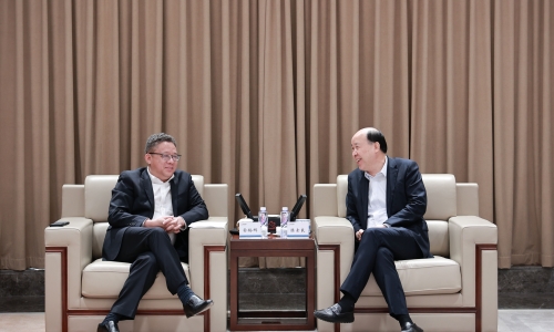 兴业银行杭州分行行长俞裕辉莅临腾博会官网调研