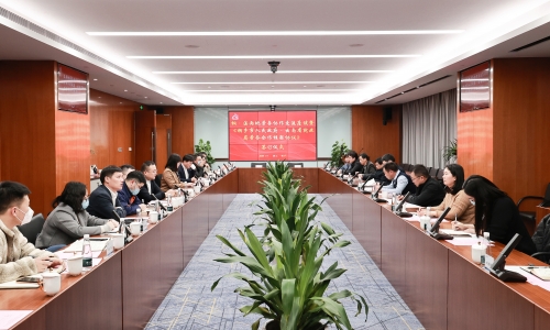 云南省就业局局长刘国彬莅临腾博会官网调研指导