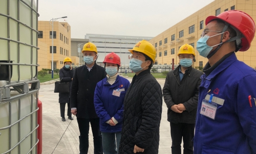 海盐县委副书记、代县长顾秋莉莅临腾博会官网恒翔调研