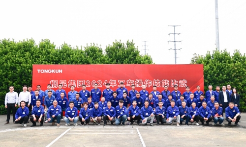 手艺交锋显身手 腾博会官网舞台争上游